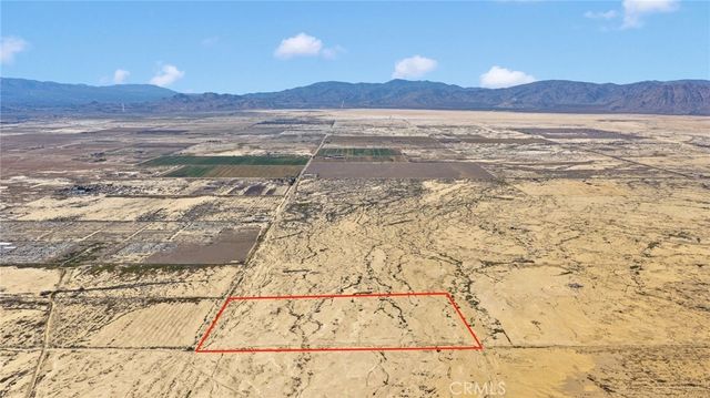 Fairlane Rd, Lucerne Valley
