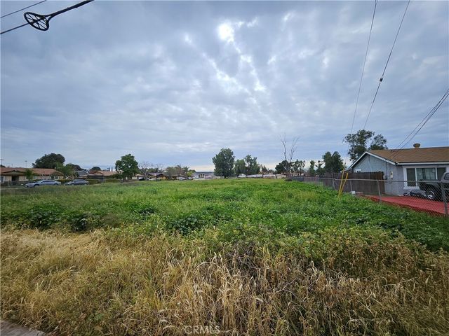 Webster Avenue, Moreno Valley