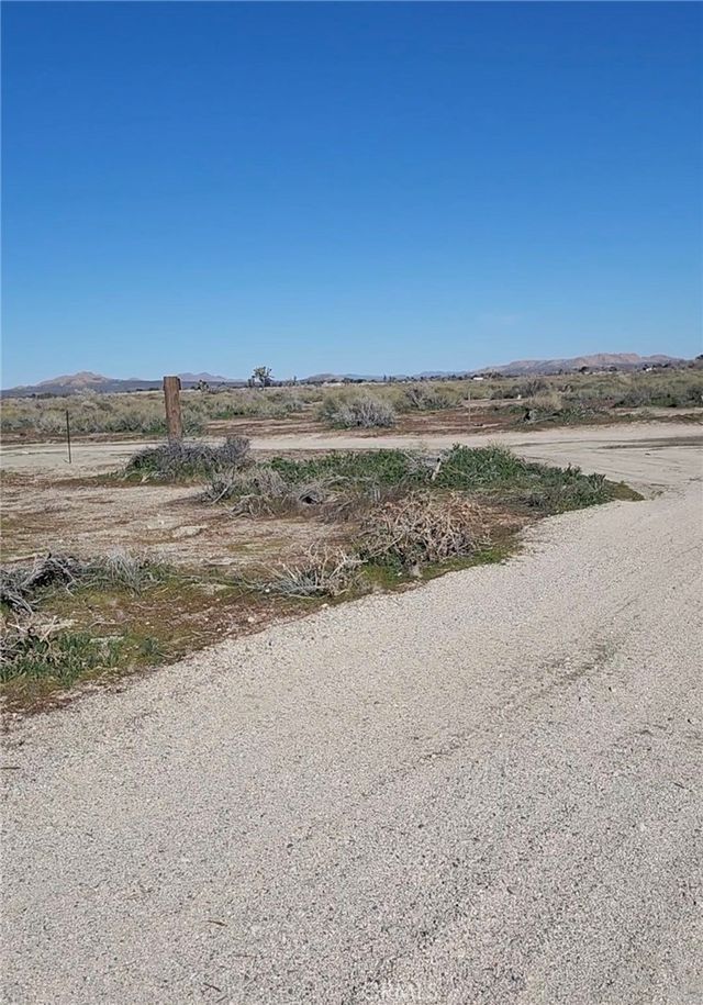 Vic Ave R Vic 80th Ste, Palmdale