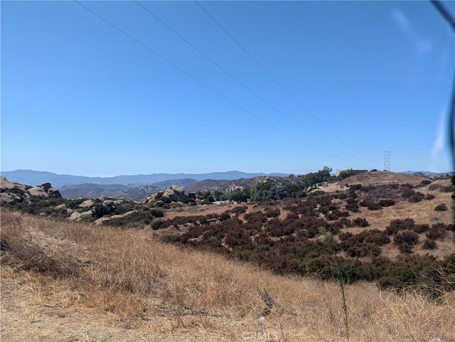 40 North American Cut Off Road, West Hills