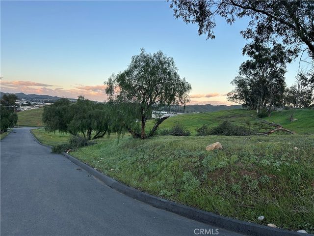 Miller, Lake Elsinore