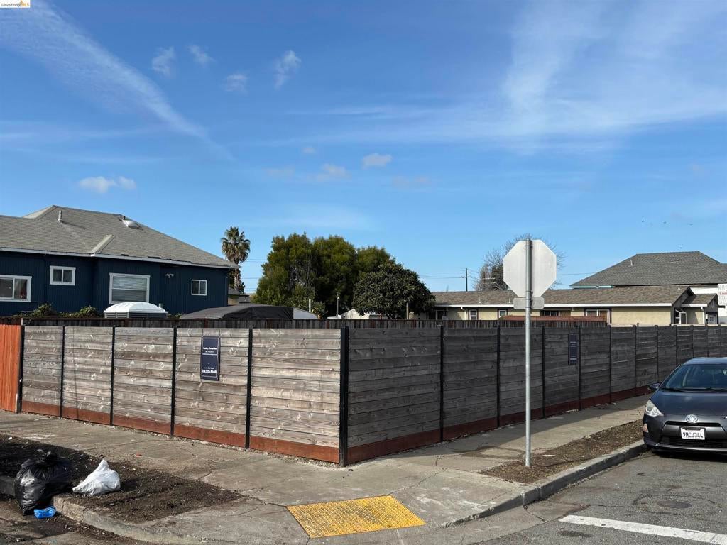 Photo of Listing #41125686