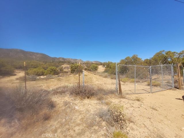 Terwilliger Road, Anza