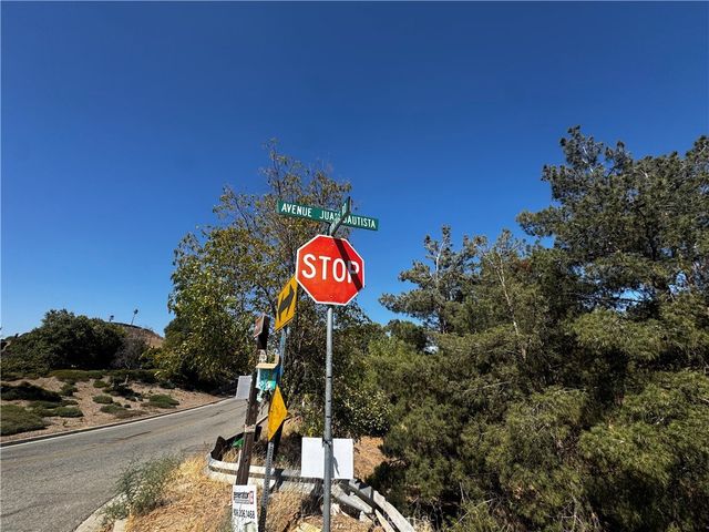186140 005 Avenida Juan Bautista, Jurupa Valley