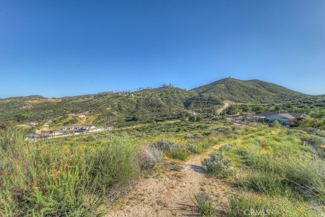 32465 Crooked Arrow, Wildomar