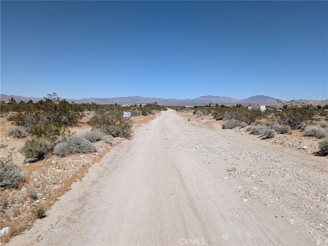 Cherokee Parcel #0449-701-04 Trail, Lucerne Valley