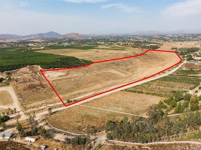 Los Nogales, Temecula