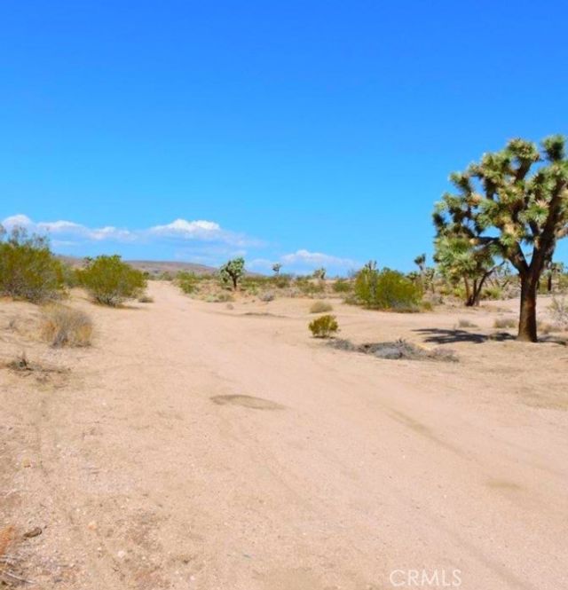 Sunway Drive, Yucca Valley