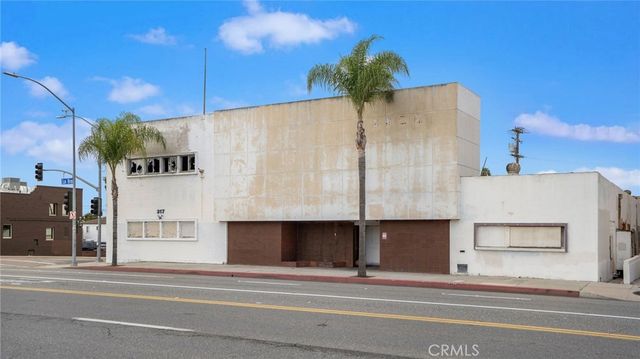 317 S La Brea, Inglewood