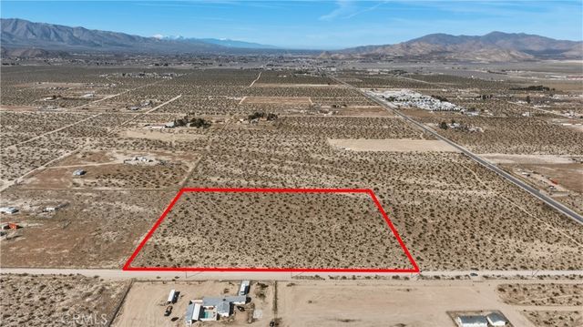 10384 Locust, Lucerne Valley