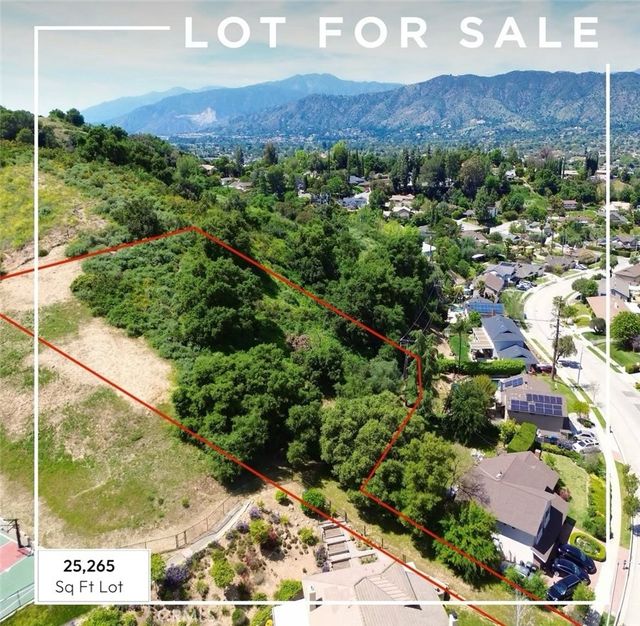 831 Hunters Trail, Glendora