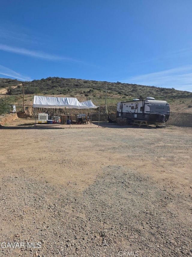Briggs, Agua Dulce