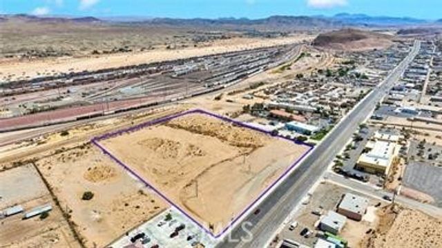 W Main Street, Barstow