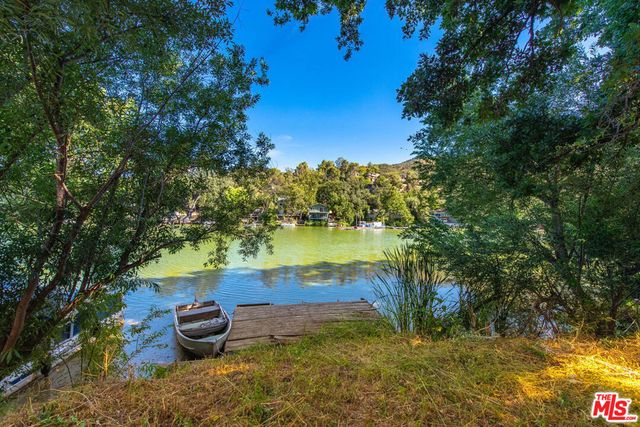 29371 Lake Vista Drive, Agoura Hills