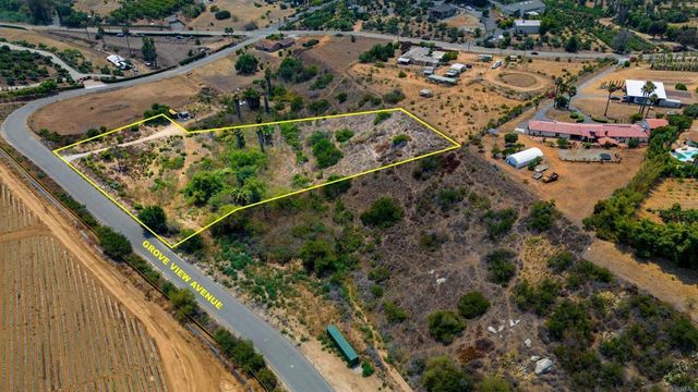 456 Grove View Road, Oceanside