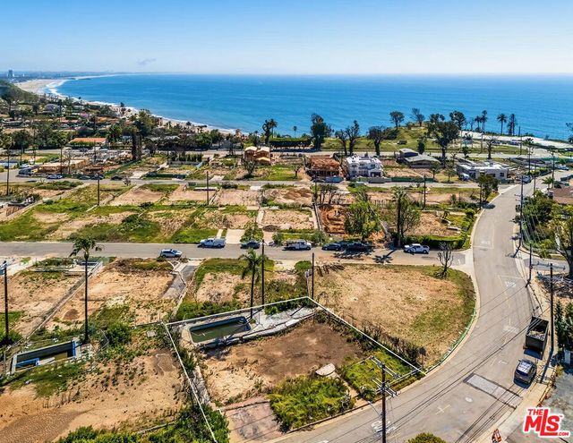 16918 Marquez Avenue, Pacific Palisades
