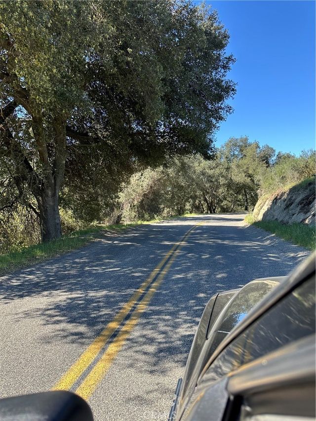 Red Mountain Road, Hemet