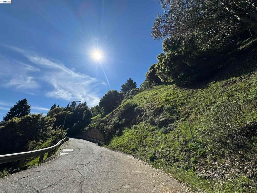 Photo of Listing #41127396