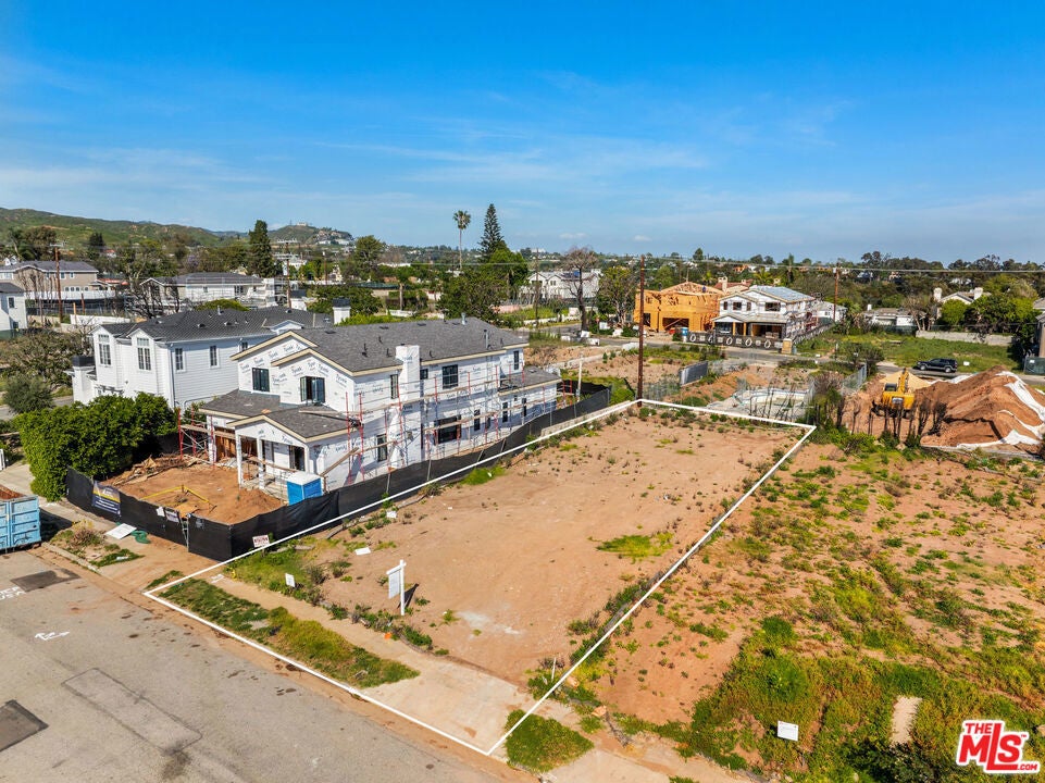 Photo of Listing #26661885