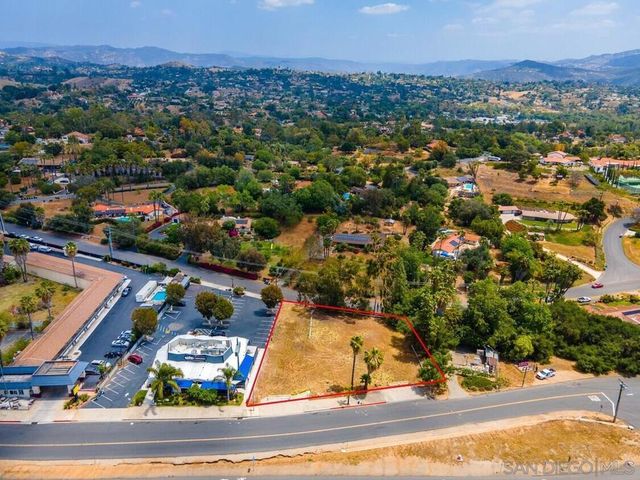 2690 S Escondido Blvd, Escondido