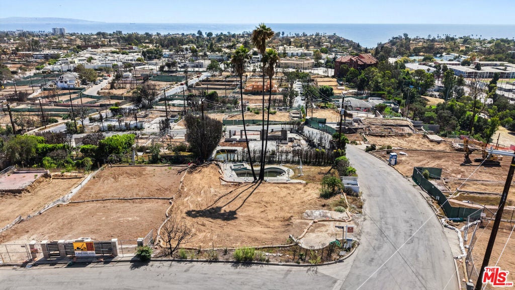 Photo of Listing #26666237