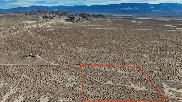714 Esaw Road, Lucerne Valley