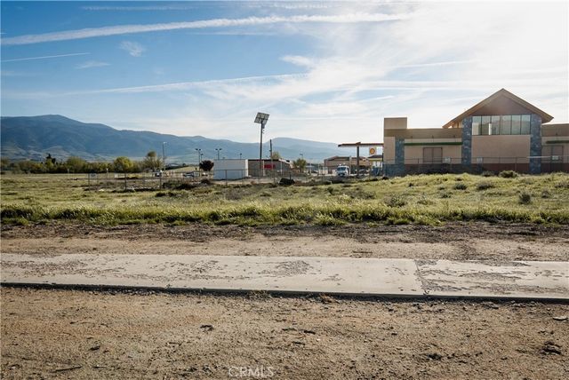 10 Challenger Drive, Tehachapi