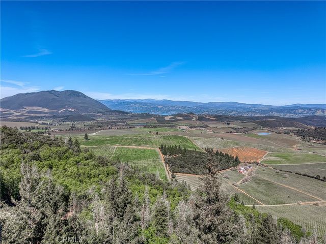 9237 Diamond Dust, Kelseyville