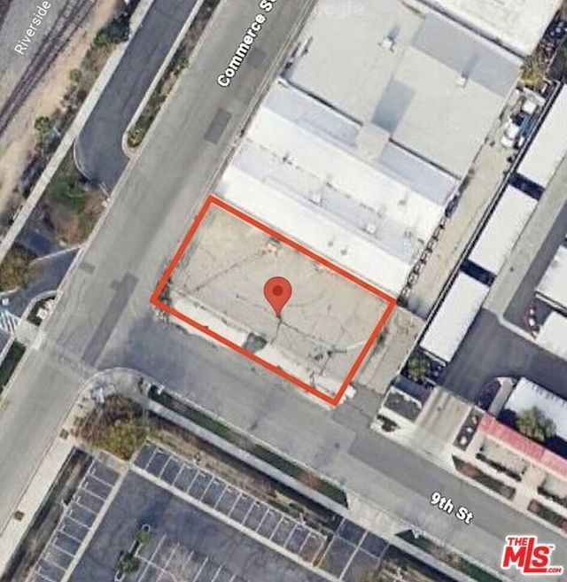 3800 Commerce Street, Riverside