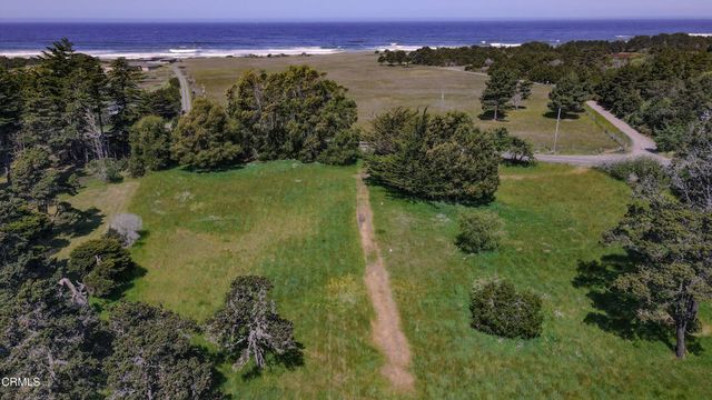 23401 California Hwy 1, Fort Bragg