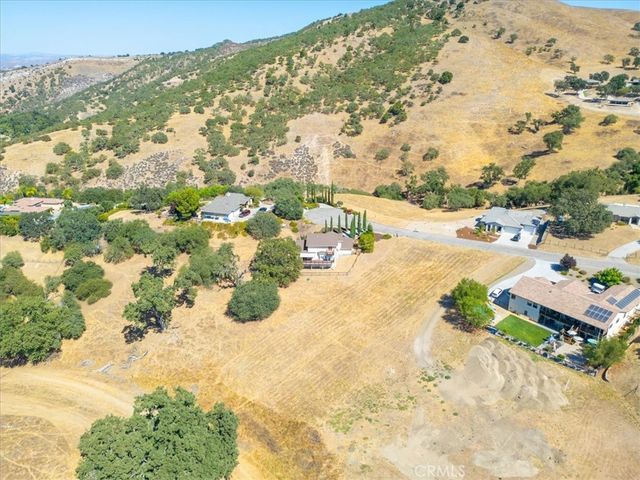 9850 Bluegill Drive, Paso Robles