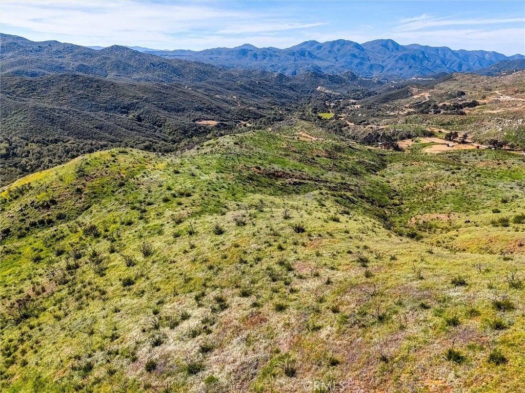 1 Decker Canyon Road, Ortega Mountain