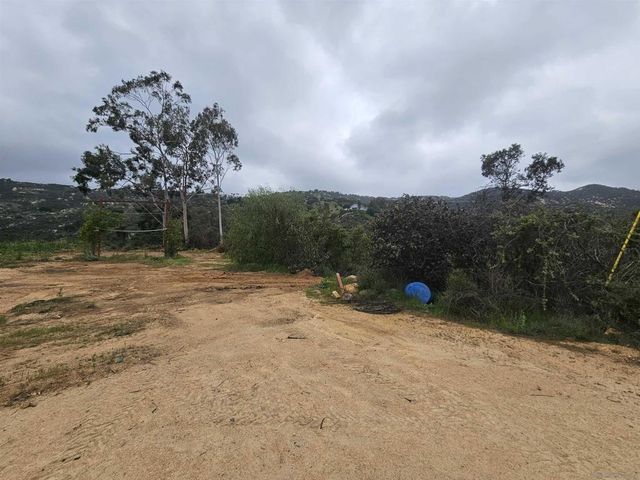 6465 Rainbow Heights, Fallbrook
