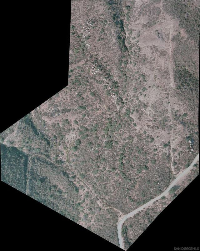 Summit Crest Dr, El Cajon