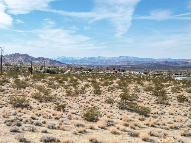 Copper Mountain Rd Road, Joshua Tree