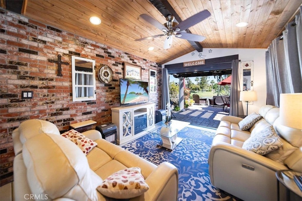 Photo of Listing #SW26065260