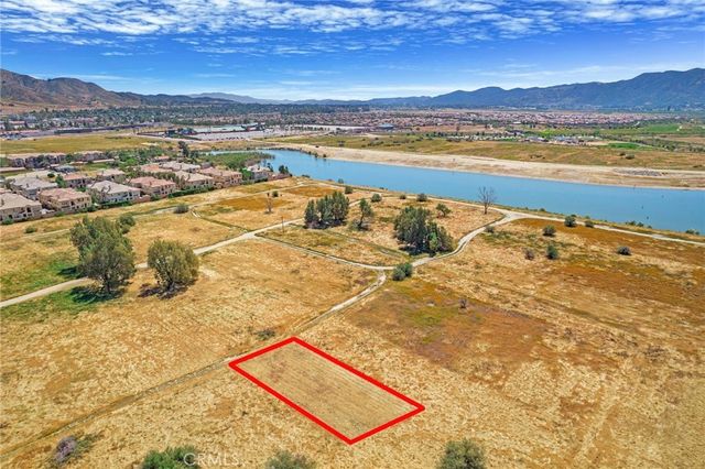 Morton, Lake Elsinore