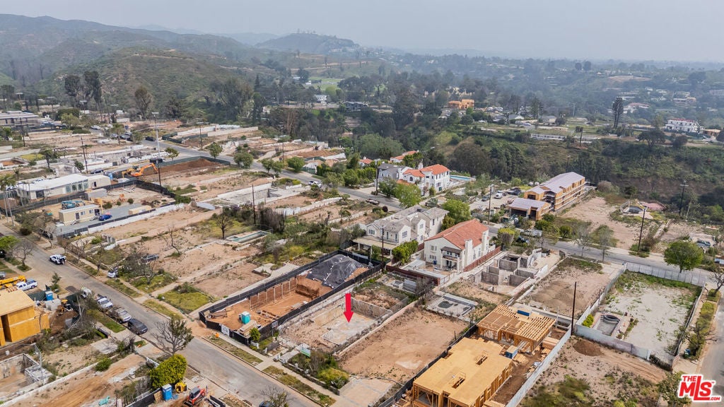 Photo of Listing #26667045