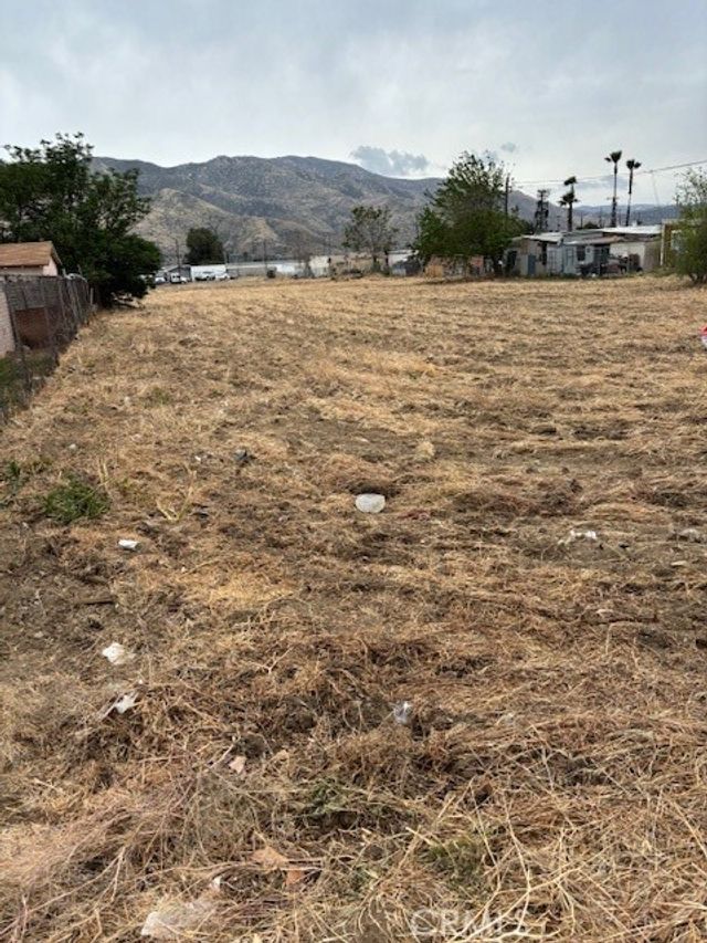 Williams Street E, Banning