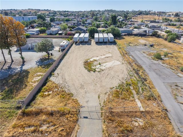 22985 Markham, Perris