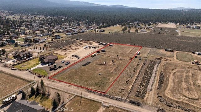 735 Cypress, Big Bear City