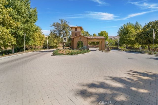 11085 Canyon Circle, Corona