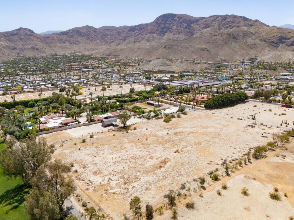 Kelly Lane, Rancho Mirage