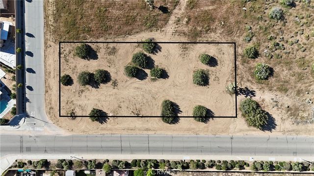 Sultana Avenue, Hesperia