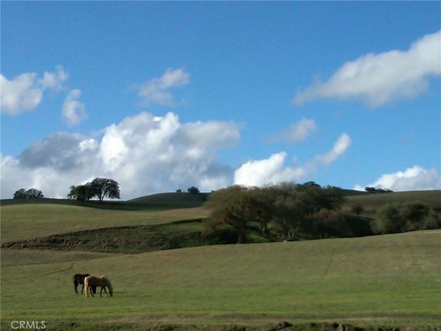 Nickel Creek Road, San Miguel