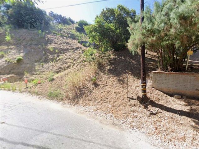 4591 Ensenada, Woodland Hills