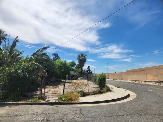 11th Street, San Bernardino