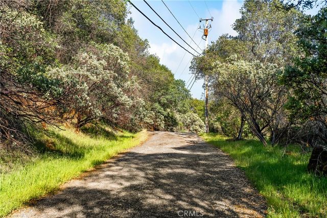 Iron Mine Road, Auburn