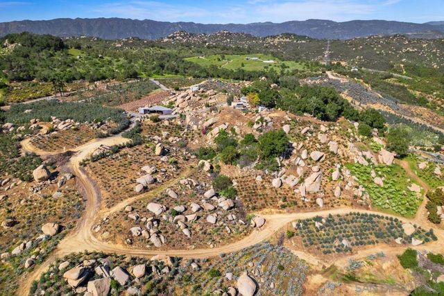 39093 Harris Truck Trail, Fallbrook