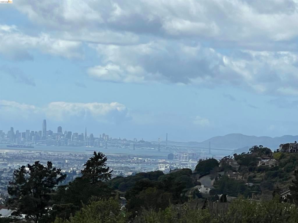 Photo of Listing #41130180